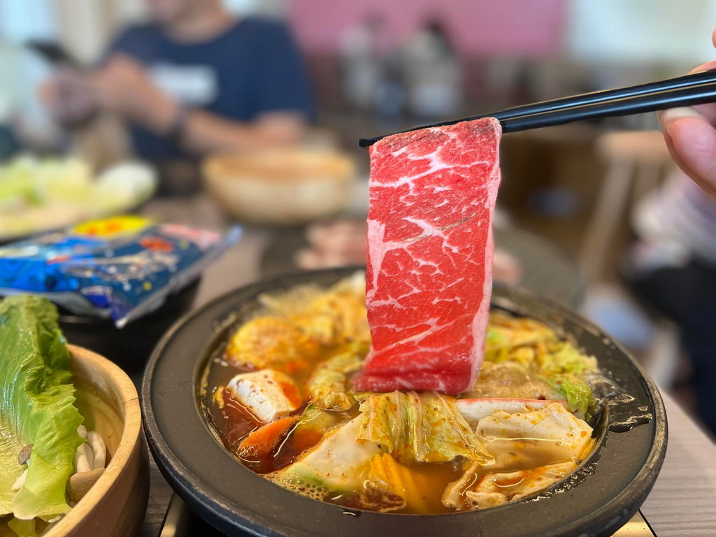 【南投〡旅遊】日月潭綠能電動船深度旅遊體驗報導｜包船、DIY、音樂湖上派對，暑假全家必玩！ @欣蒂愛玩 旅遊美食地圖