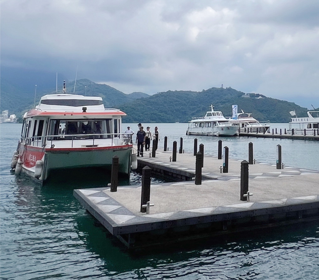 【南投〡旅遊】日月潭綠能電動船深度旅遊體驗報導｜包船、DIY、音樂湖上派對，暑假全家必玩！ @欣蒂愛玩 旅遊美食地圖