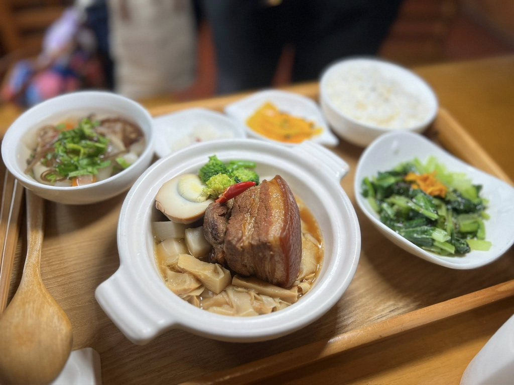 匠心山縣・竹山工藝市集｜11月來竹山老街走讀吃美食，玩花弄竹、打鐵、做DIY，一日玩轉文創小鎮！ @欣蒂愛玩 旅遊美食地圖