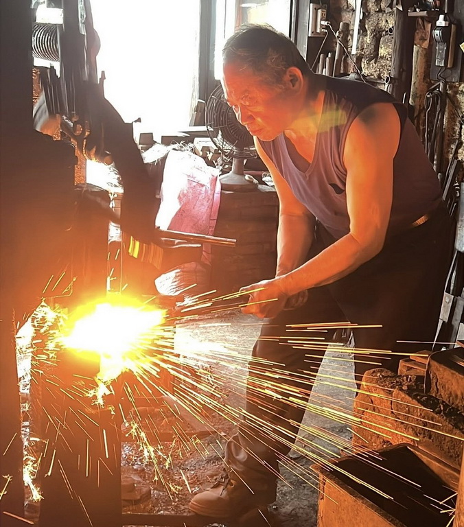 匠心山縣・竹山工藝市集｜11月來竹山老街走讀吃美食，玩花弄竹、打鐵、做DIY，一日玩轉文創小鎮！ @欣蒂愛玩 旅遊美食地圖