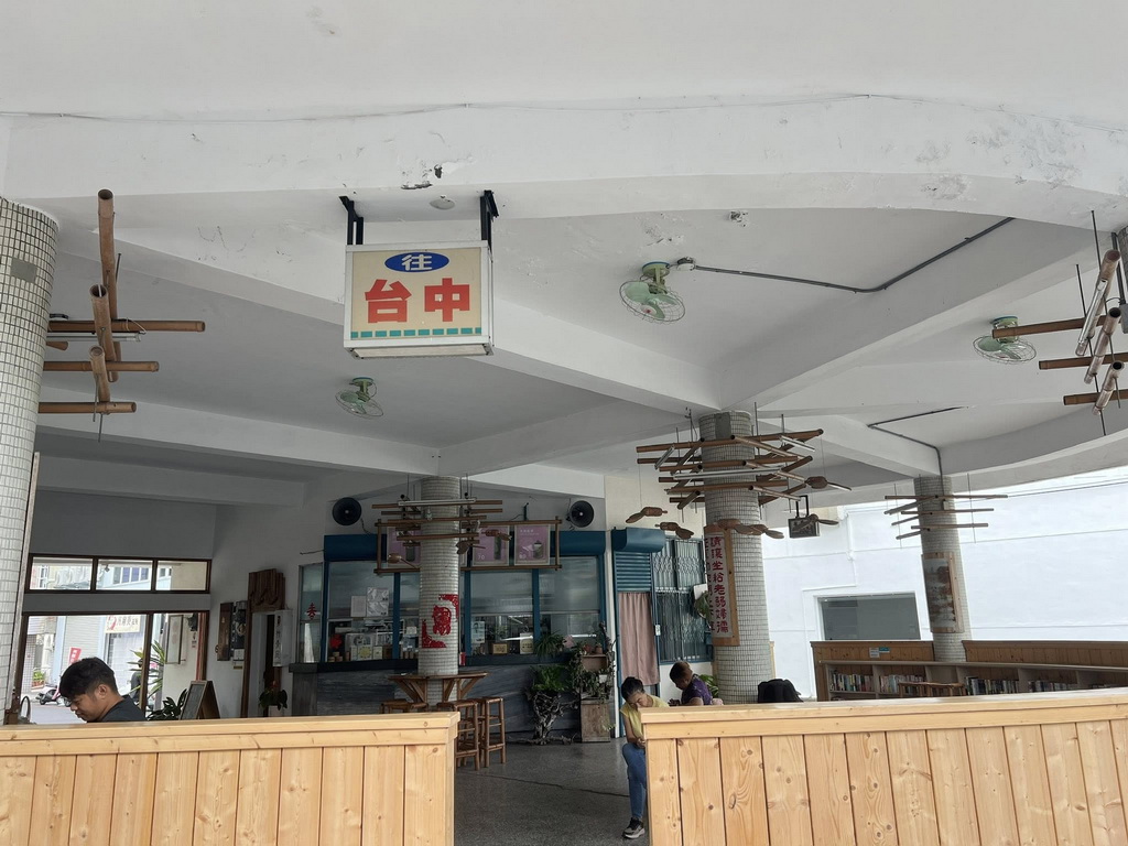 匠心山縣・竹山工藝市集｜11月來竹山老街走讀吃美食，玩花弄竹、打鐵、做DIY，一日玩轉文創小鎮！ @欣蒂愛玩 旅遊美食地圖