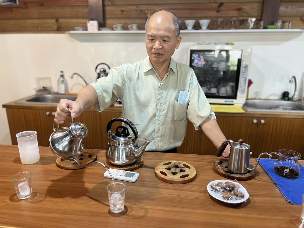 雲林。古坑華山小旅行|咖啡香、茶油香、山林香,一次收進口袋名單 @欣蒂愛玩 旅遊美食地圖 雲林。古坑華山小旅行|咖啡香、茶油香、山林香,一次收進口袋名單 @欣蒂愛玩 旅遊美食地圖