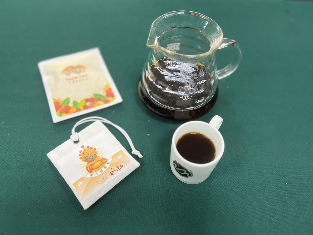 雲林。古坑華山小旅行｜咖啡香、茶油香、山林香，一次收進口袋名單 @欣蒂愛玩 旅遊美食地圖