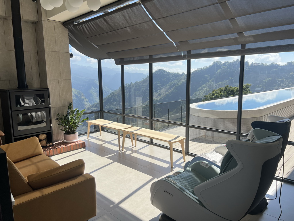 【阿里山〡民宿】房間內就能看日出! 阿里山隙頂住宿新指標「璦勒芬莊園」 住進雲海與日出第一排 @欣蒂愛玩 旅遊美食地圖 【阿里山〡民宿】房間內就能看日出! 阿里山隙頂住宿新指標「璦勒芬莊園」 住進雲海與日出第一排 @欣蒂愛玩 旅遊美食地圖