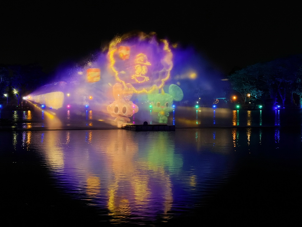 【台南〡旅遊】夜晚會發光的夢境入口  新營天鵝湖公園「2026 新營波光節・光之夢」 @欣蒂愛玩 旅遊美食地圖