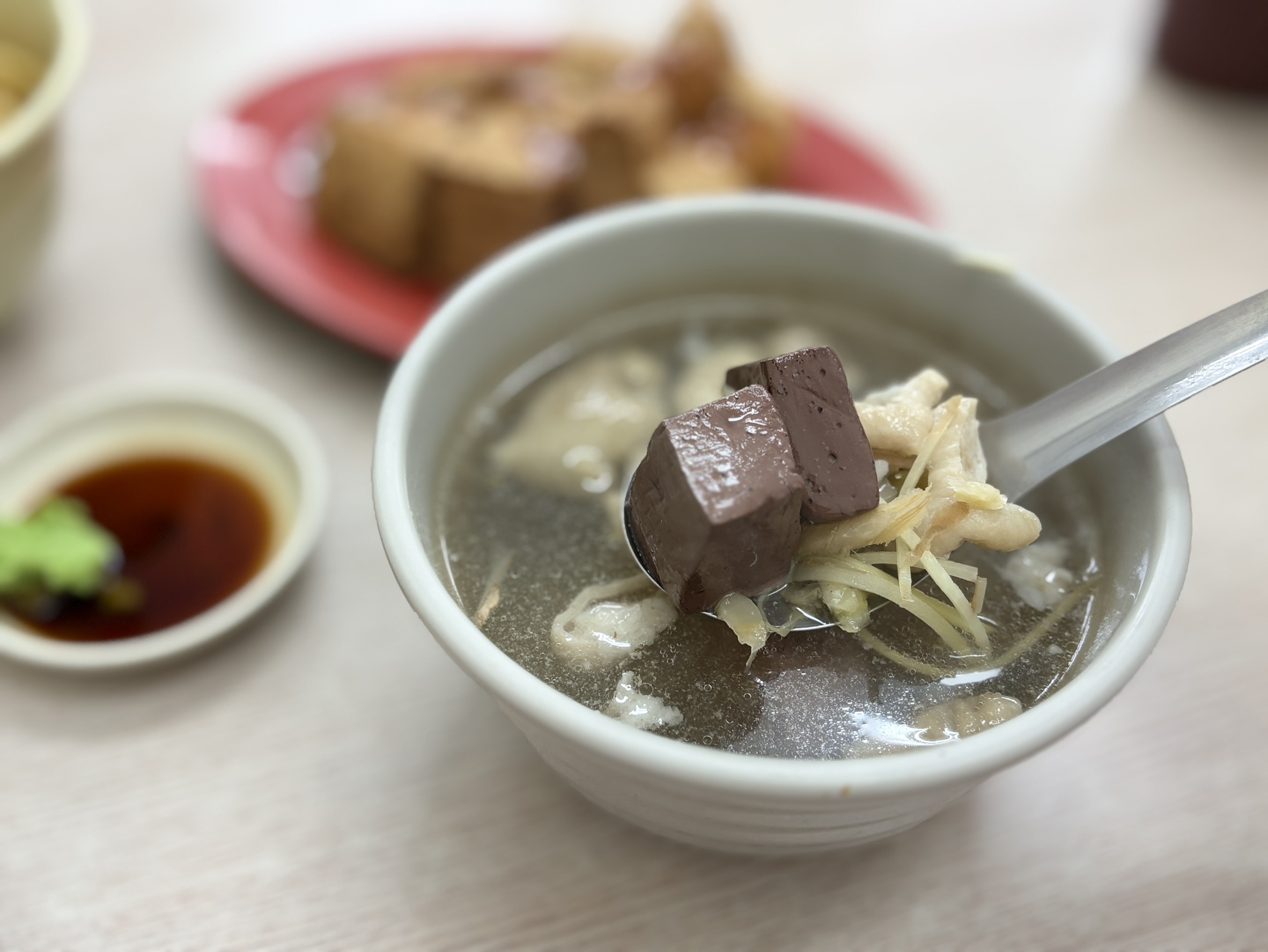 【台中〡美食】台中24小時銅板美食！原公園路黑白切炒麵30元、肉粥10元　在地人激推的古早味小吃 @欣蒂愛玩 旅遊美食地圖