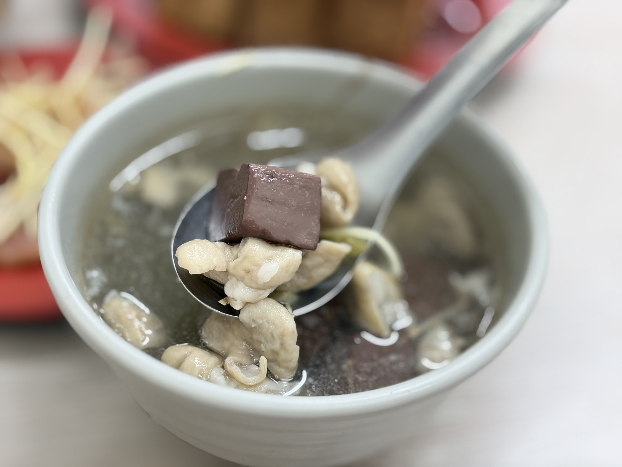 【台中〡美食】台中24小時銅板美食！原公園路黑白切炒麵30元、肉粥10元　在地人激推的古早味小吃 @欣蒂愛玩 旅遊美食地圖