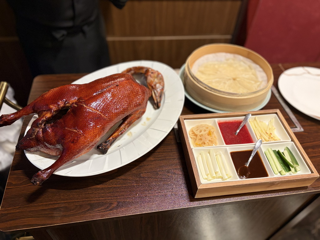 【台北〡美食】台北質感粵菜新地標！走進 Renfinea 芮馥軒 感受藝術與味蕾交織的優雅盛宴 @欣蒂愛玩 旅遊美食地圖