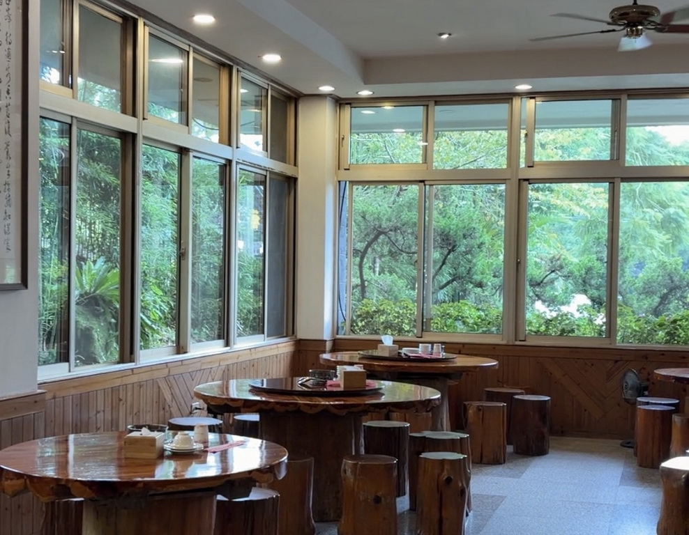鹿谷一日遊走進茶鄉！從採茶、竹林到茶席，玩出山城慢旅行 @欣蒂愛玩 旅遊美食地圖